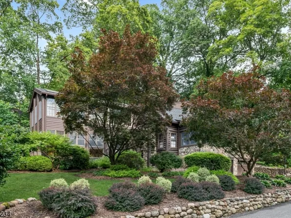 5 Beech Ter, Wayne Twp., NJ 07470