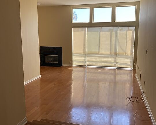 5th image of 10432 Eastborne Ave APT 304