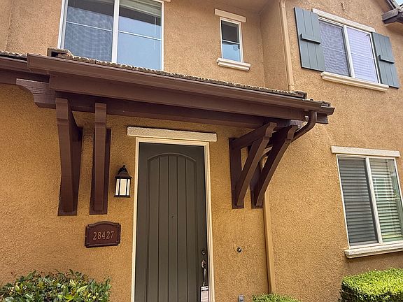 3rd image of 28427 Santa Rosa Ln