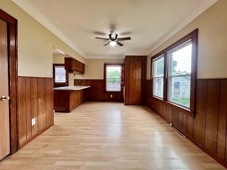 1233 Halstead St — Photo 4