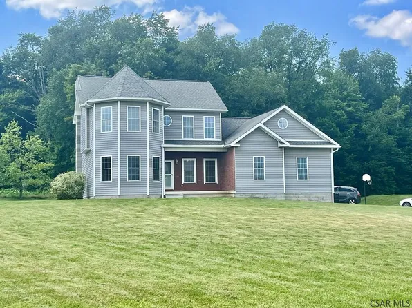 225 Stoney Field Rd, Portage, PA 15946