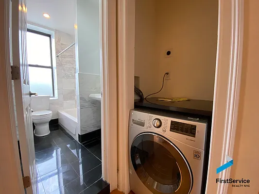 Rented by FirstService Realty (legacy) | media 16