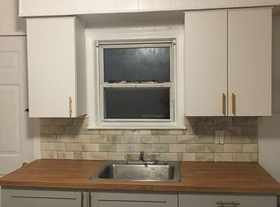 1545 E 11 Mile Rd, Madison Heights, MI 48071