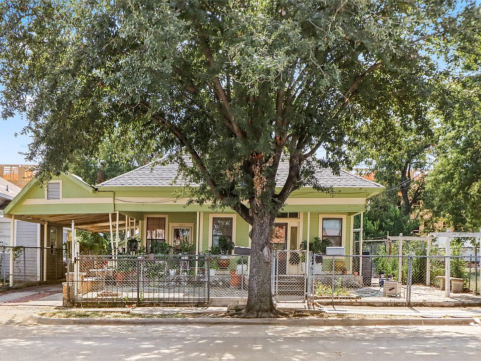 1st image of 524 W 7th St