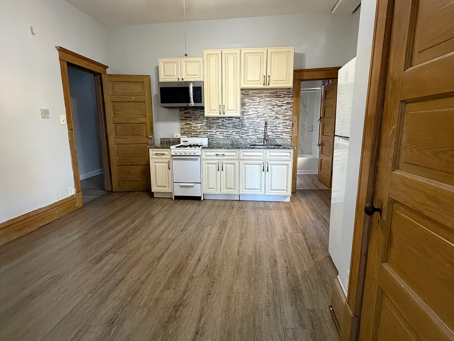 1 bed, 600 sqft, $1,450 — Photo 4