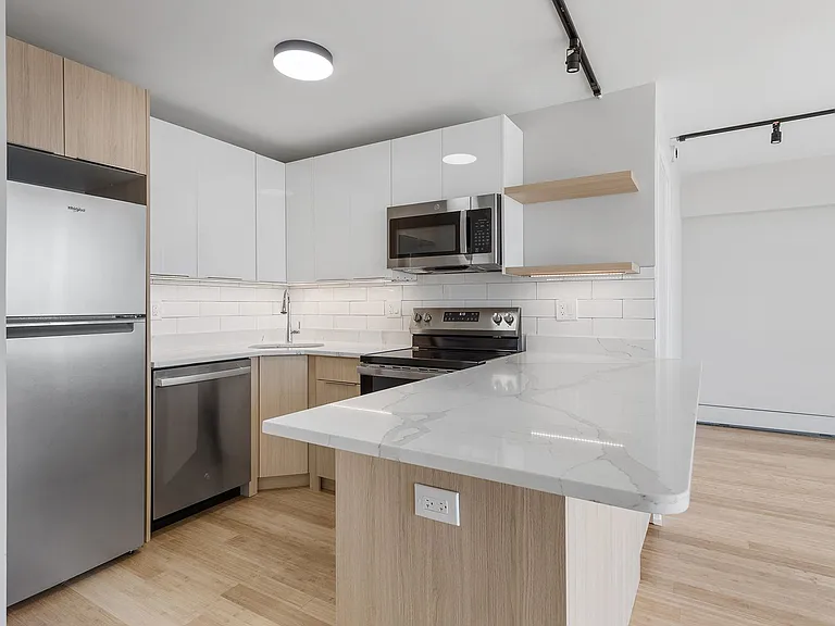 The Duplex Tower — Photo 167