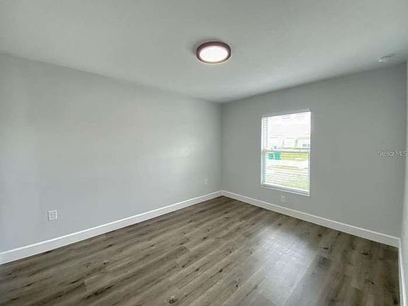 5th image of 8615 Agate St #8615