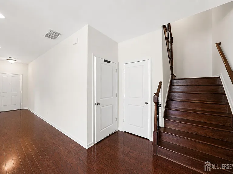 133 Savoth Ln — Photo 8