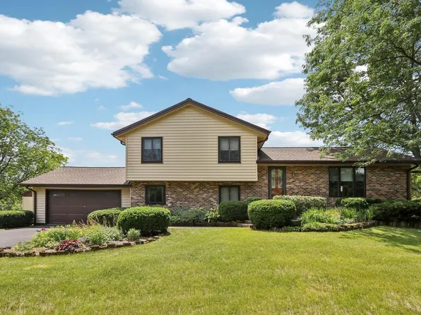 W322S1729 Moraine View DRIVE, Delafield, WI 53018