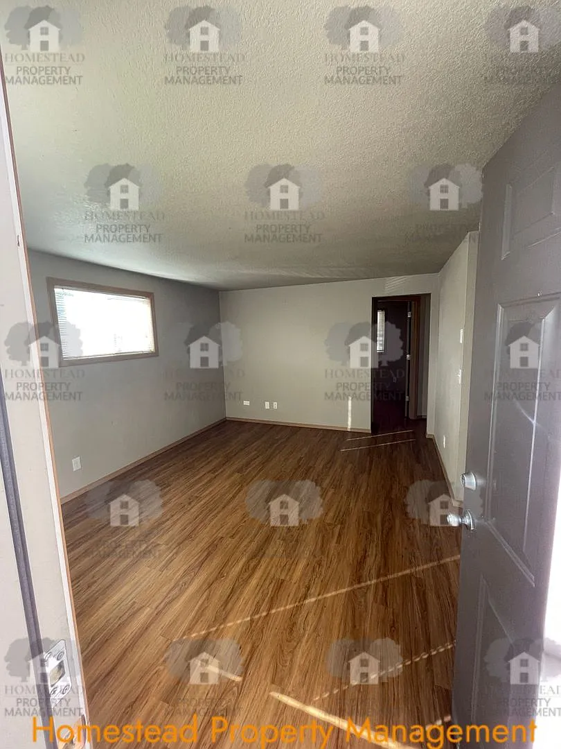 360 — Photo 2