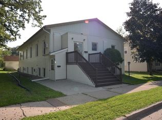 425 2nd Ave NW APT 1, Milaca, MN 56353