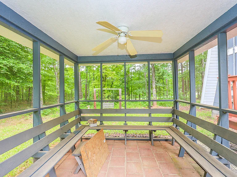 168 Williams Rd — Photo 24