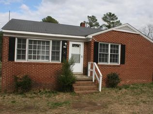 610 N Horner Blvd, Sanford, NC 27330