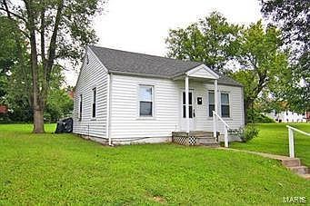 1st image of 521 Asher St