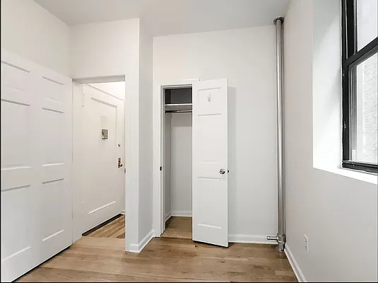 Rented by Metropolitan Property Group | media 7