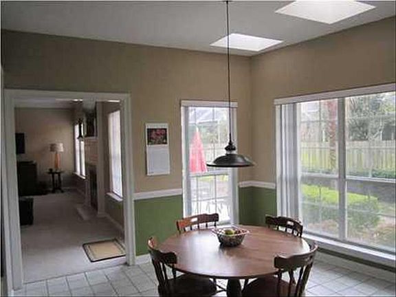 5th image of 4281 Brighton Dr