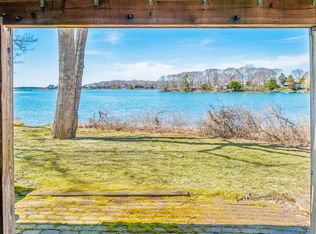 43 Bluff Point Rd, Sag Harbor, NY 11963