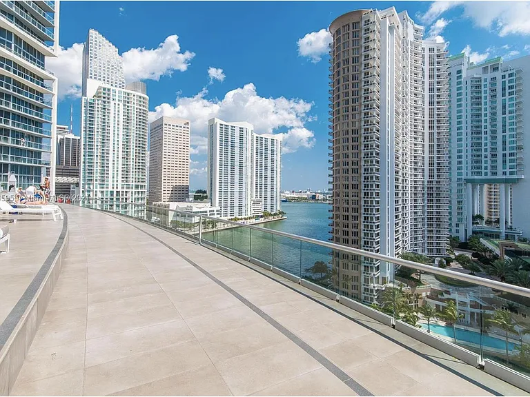 1905-495 SW Brickell Ave #1905 — Photo 10