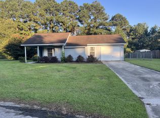 108 Hearthstone Ct, Jacksonville, NC 28546