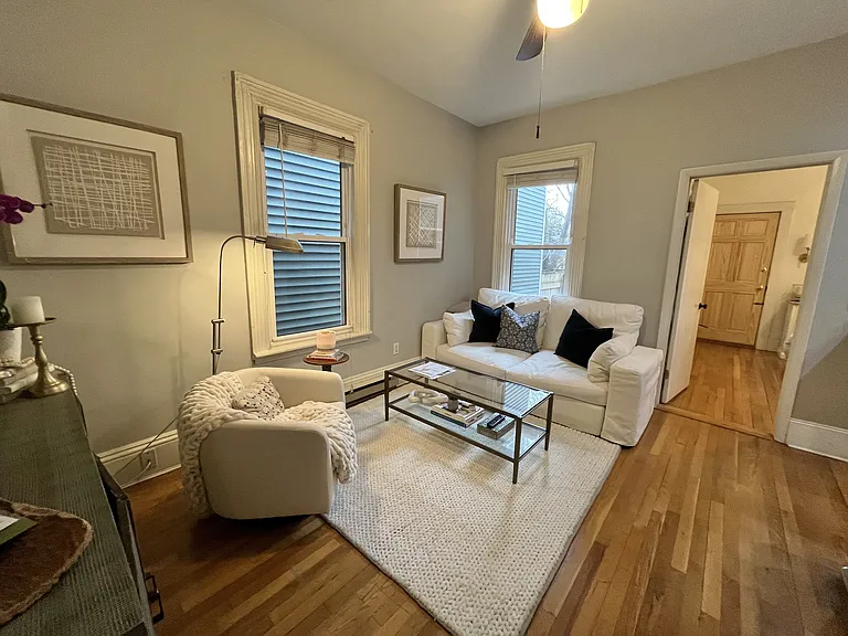 30 Vinton St #1 — Photo 4
