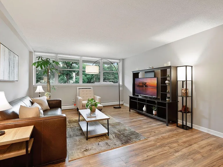 3150 Excelsior Blvd #101 — Photo 3