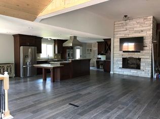 16430 Lillan Rd, Brookfield, WI 53005