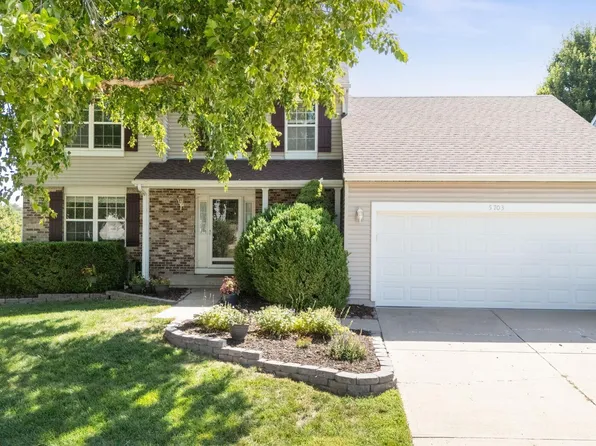 5703 S 160th St, Omaha, NE 68135