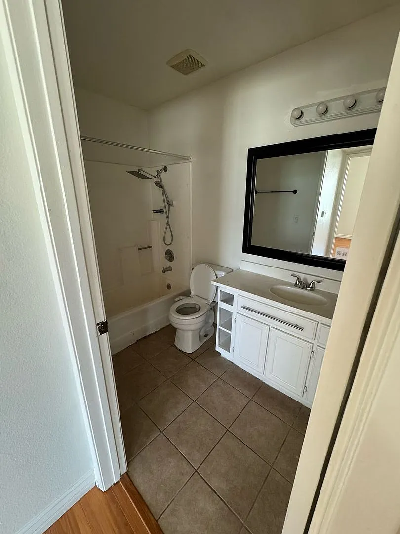 Wilton Apartments, LLC — Photo 2