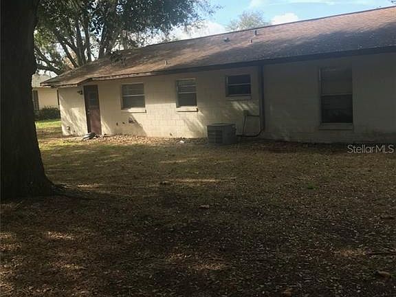 5th image of 1121 Cedar Ave