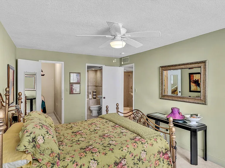 1421 S Ocean Blvd #219 — Photo 25