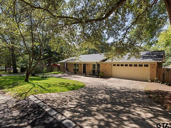 3rd image of 103 Grass Knoll Dr