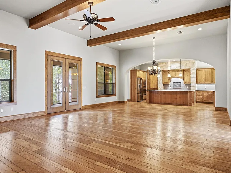 203 Pristine Ln — Photo 10