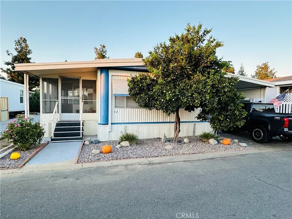 725 W Thornton Ave Space 32, Hemet, CA 92543