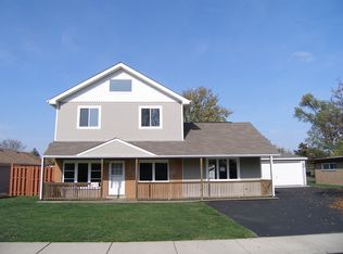 7818 W 98th Pl, Hickory Hills, IL