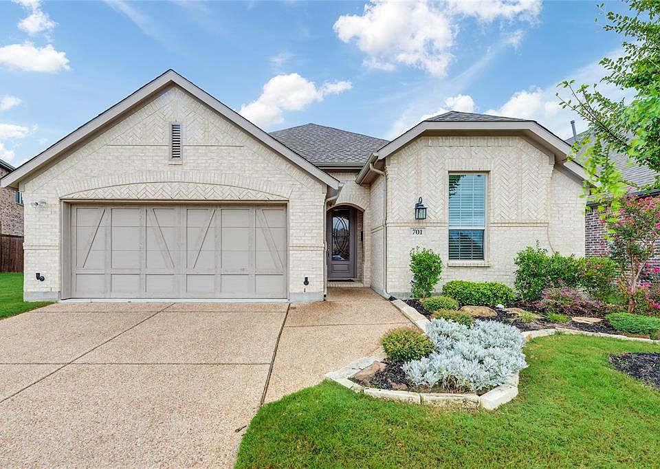 1st image of 701 Proud Knight Ln