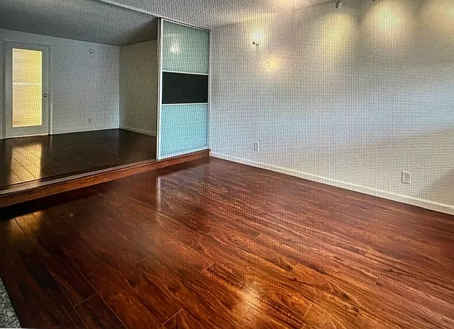 659 S. Cloverdale — Photo 12
