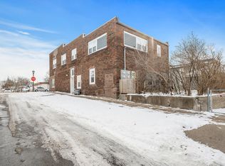 1051 Arkwright St, Saint Paul, MN 55130