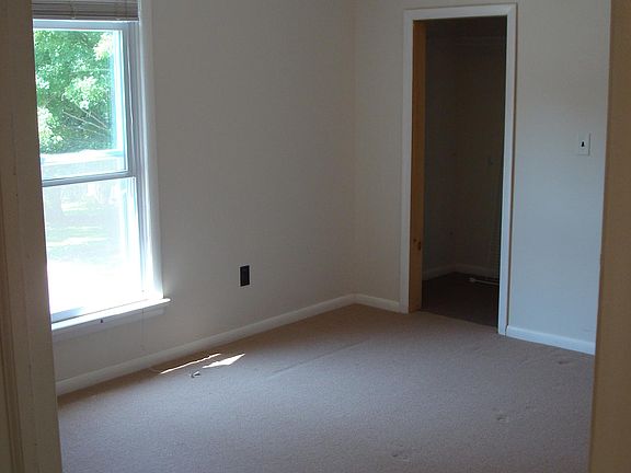 4th image of 9 Union St Floor 2