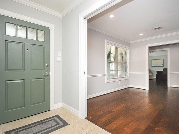 3rd image of 5422 Rutherglenn Dr