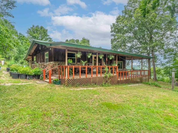 279 Candy Ln, Clinton, AR 72031