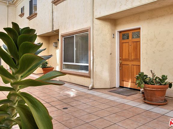 4th image of 8800 Etiwanda Ave APT 7