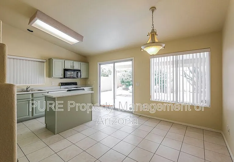 17906 N 92nd Ln — Photo 13