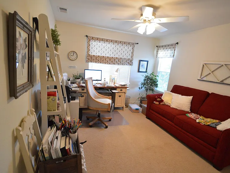 237 Blackstone Cmn — Photo 13