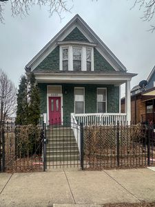 2037 N Tripp Ave, Chicago, IL, 60639
