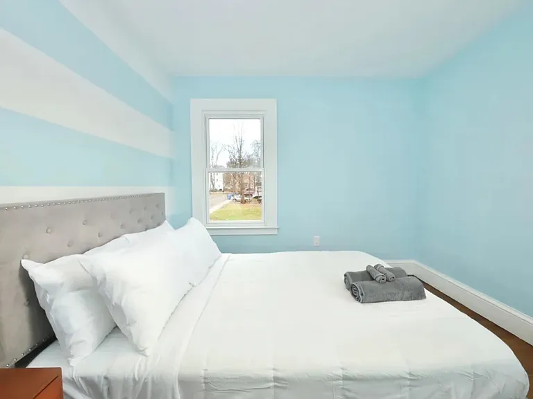 29 Roosevelt St #2 — Photo 10