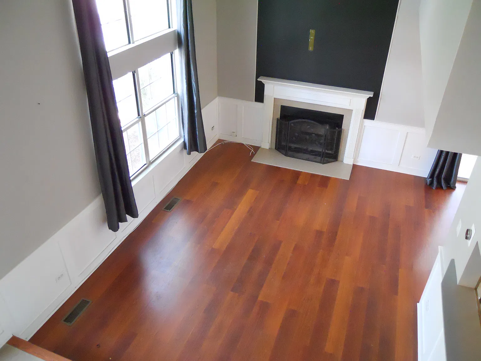 2 bed, 1.5 bath, 1133 sqft, $2,300 — Photo 3