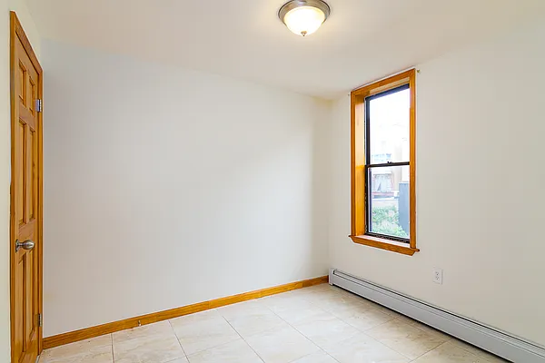 Rented by Oxford Property Group | media 4