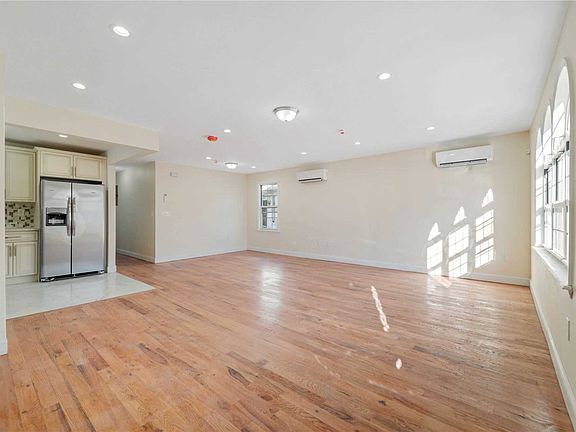 2nd image of 104-18 197th St