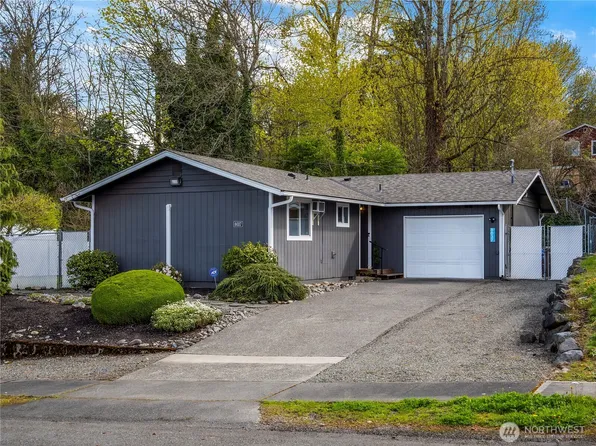 8037 S Thompson Avenue, Tacoma, WA 98408