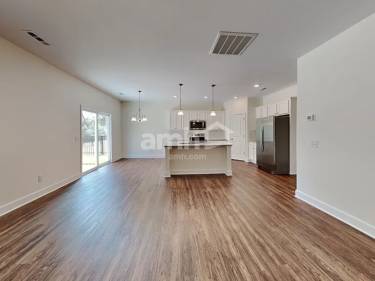 3028 Esquire Dr — Photo 5